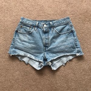 levi 501 shorts